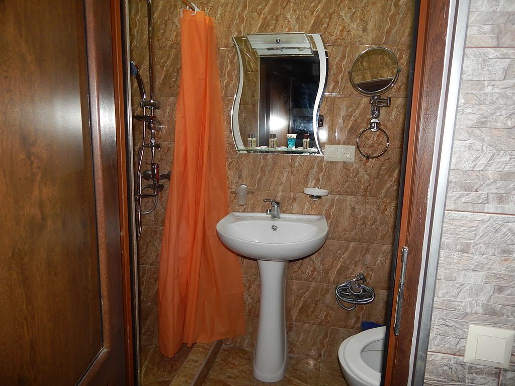 Family Holiday Apartment Tiflis Exterior foto